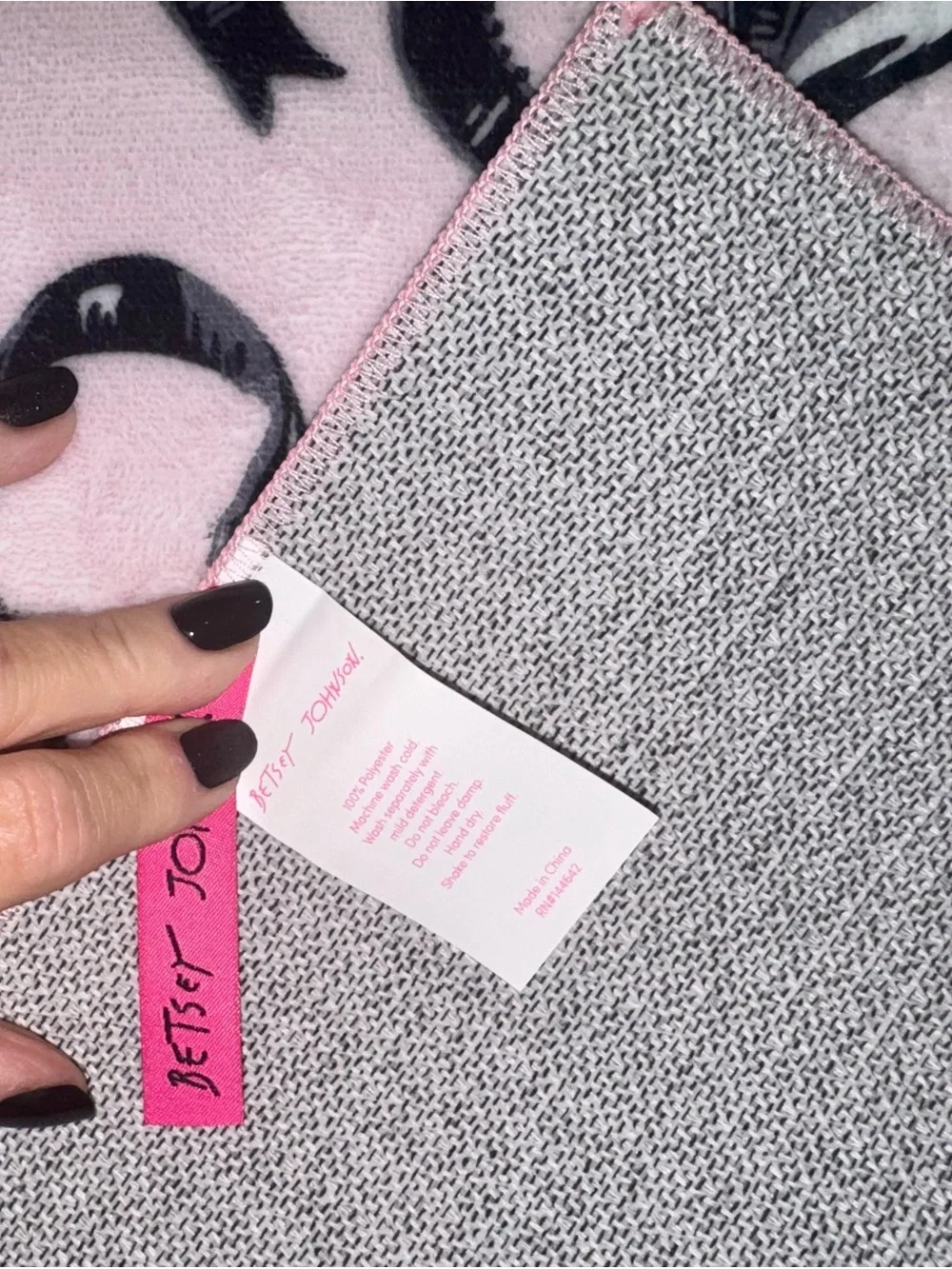 Betsey Johnson Pink & Black Bow-Print Washable Bathroom Rug Set coquette